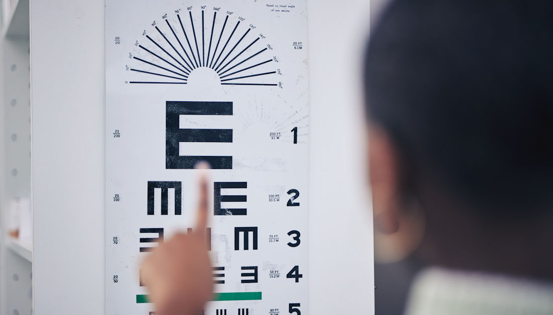 eye test at optometrist office